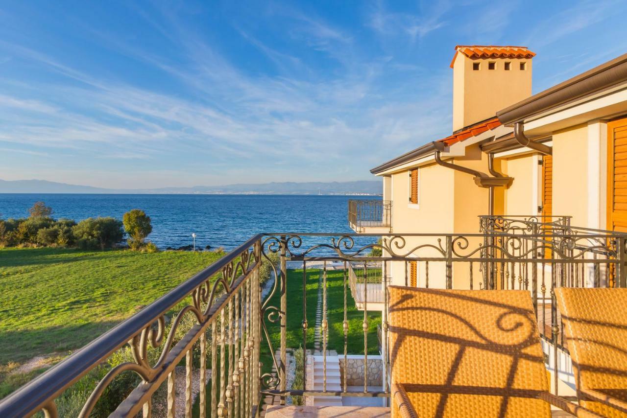 Luxury Apartments Villa Matea 2 Malinska Exterior photo