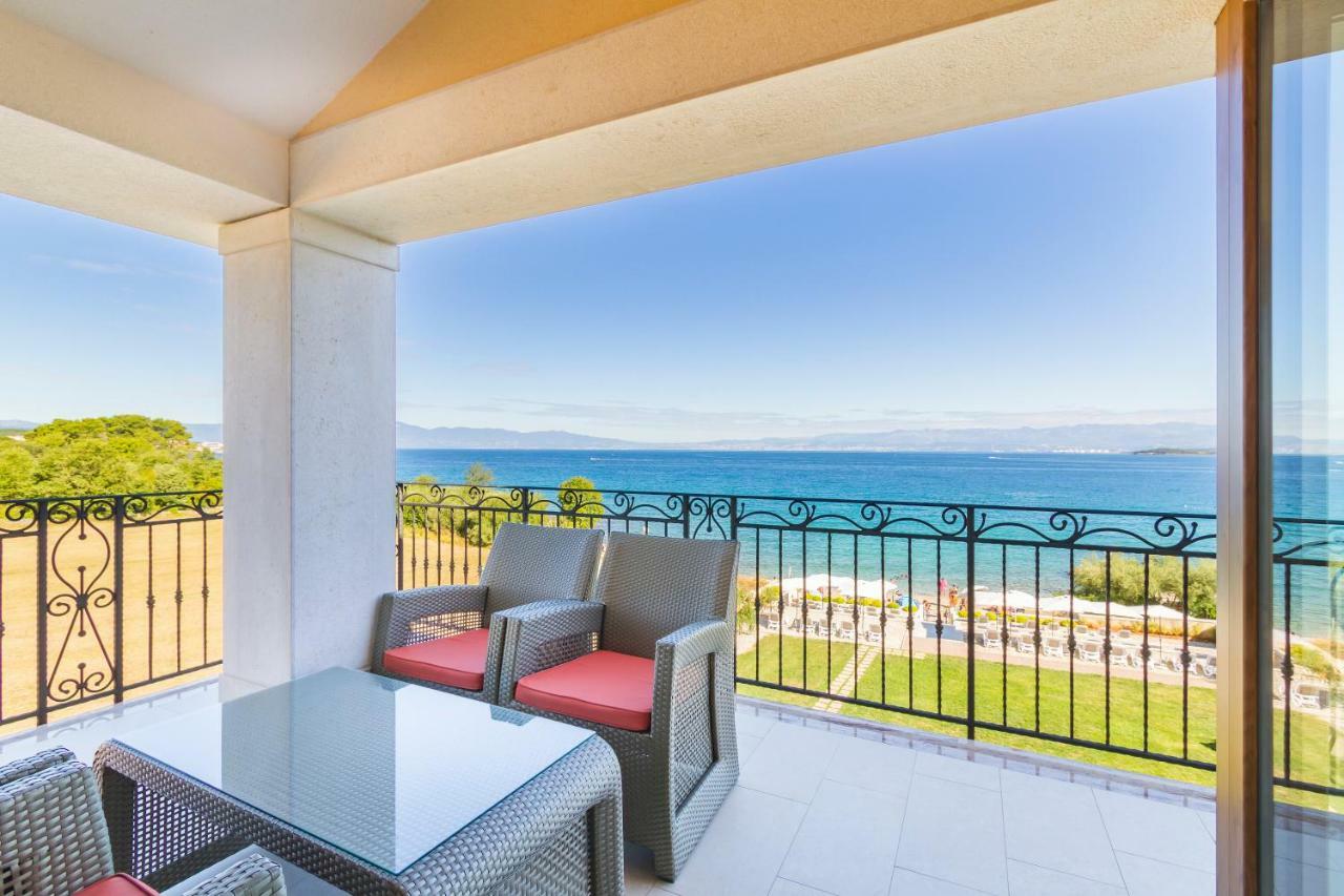 Luxury Apartments Villa Matea 2 Malinska Exterior photo